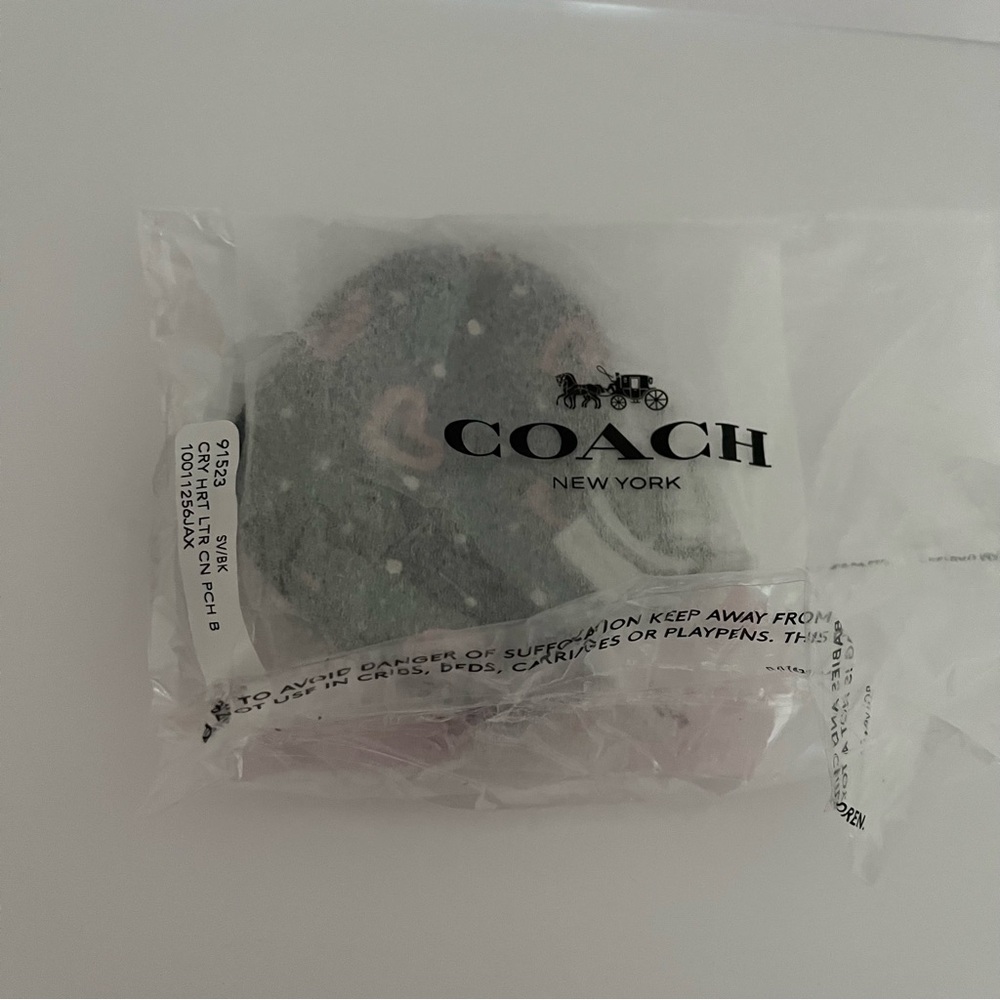 Coach Coin Pouch Bag Charm With Crayon Hearts Print
NWT - Picture 10 of 10